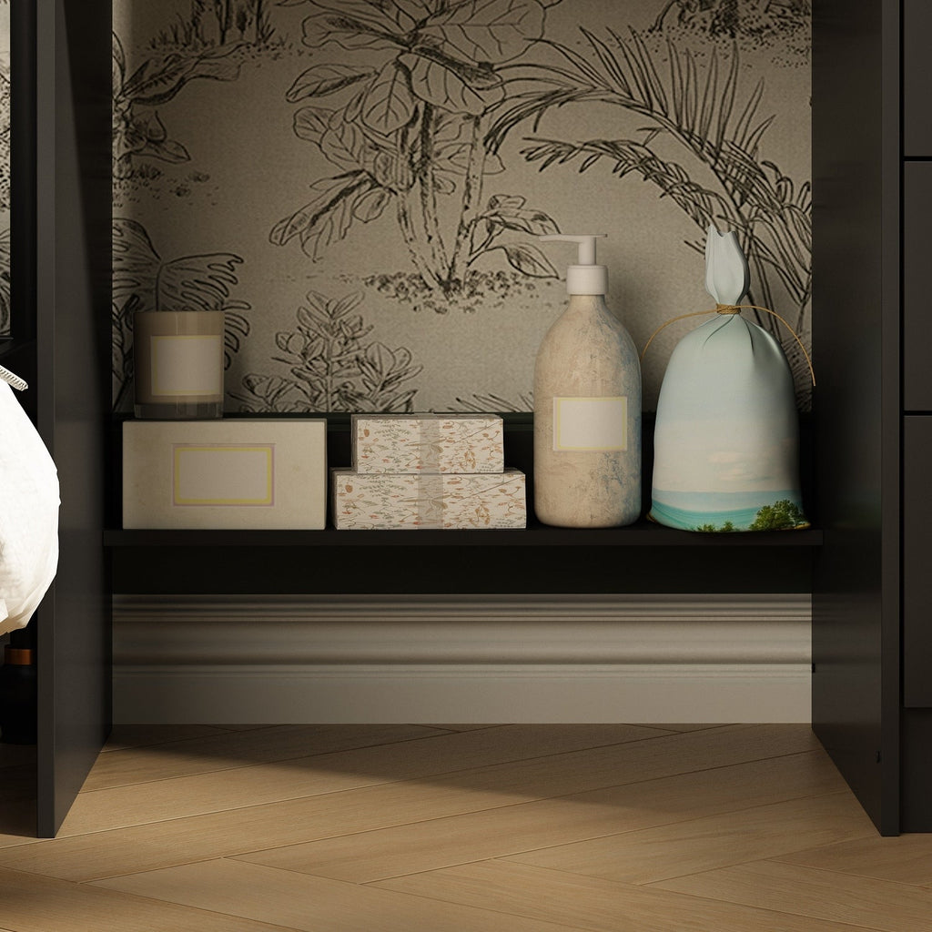 39.4'' W Dresser Makeup Vanity Set with Stool and Mirror Room