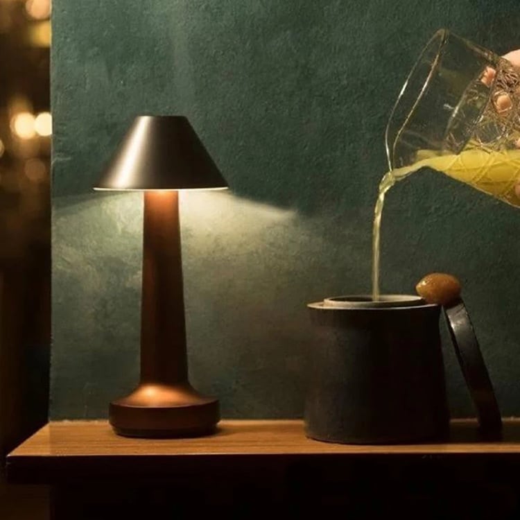 Triangle Mushroom Cocktail Table Lamp